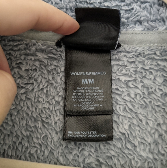 North Face Striped Fuzzy Grey Jacket - Picture 6 of 14